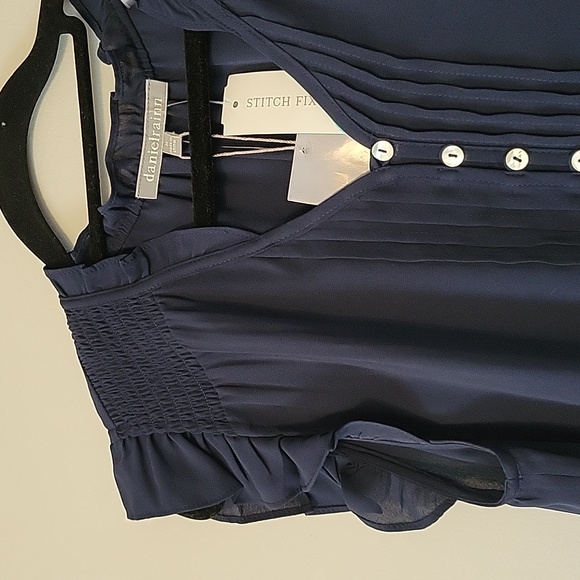 Sheer Sleeveless Blouse NWT - Picture 2 of 4